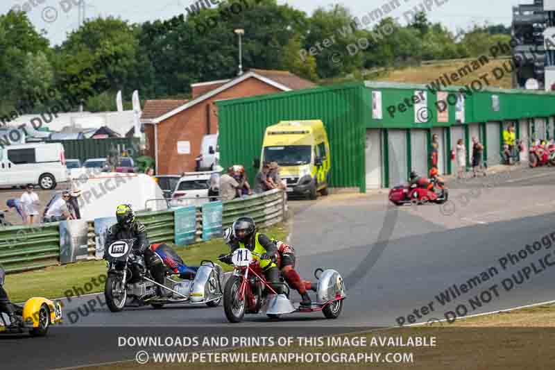 Vintage motorcycle club;eventdigitalimages;mallory park;mallory park trackday photographs;no limits trackdays;peter wileman photography;trackday digital images;trackday photos;vmcc festival 1000 bikes photographs